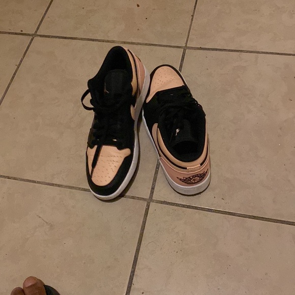 Jordan retro 1 crimson low - Picture 3 of 3